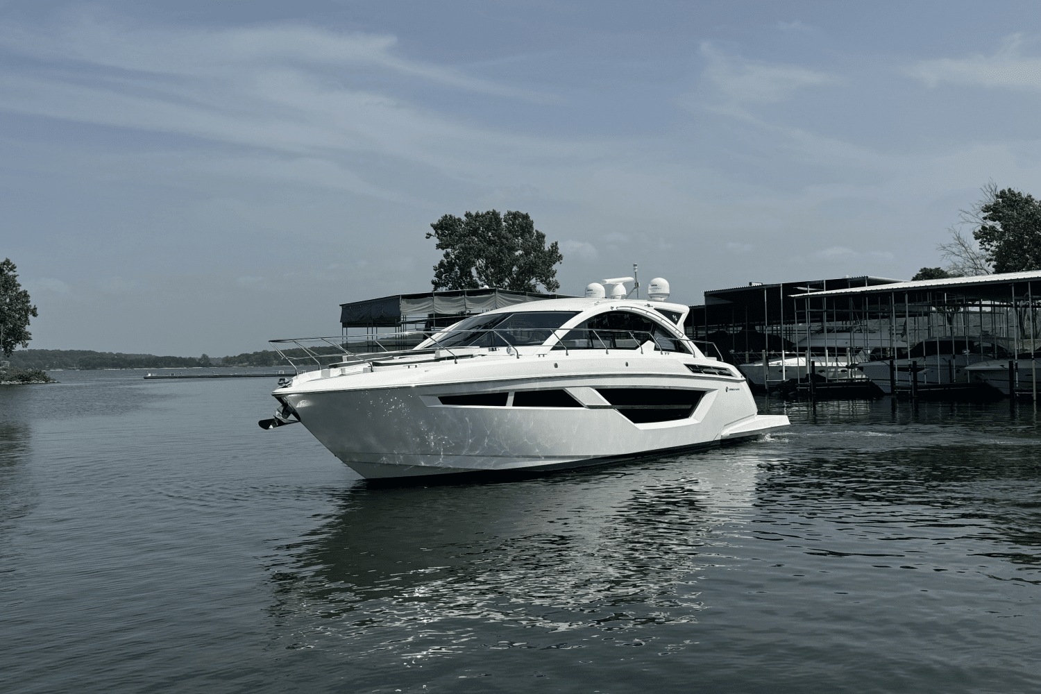 2018 Cruisers Yachts 50 CANTIUS Image Thumbnail #5