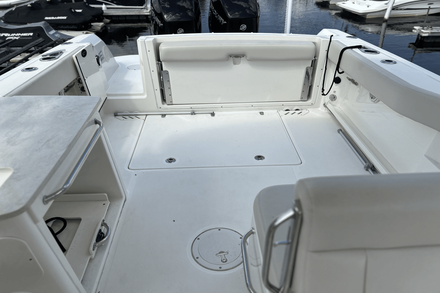 2017 Boston Whaler 270 VANTAGE Image Thumbnail #11