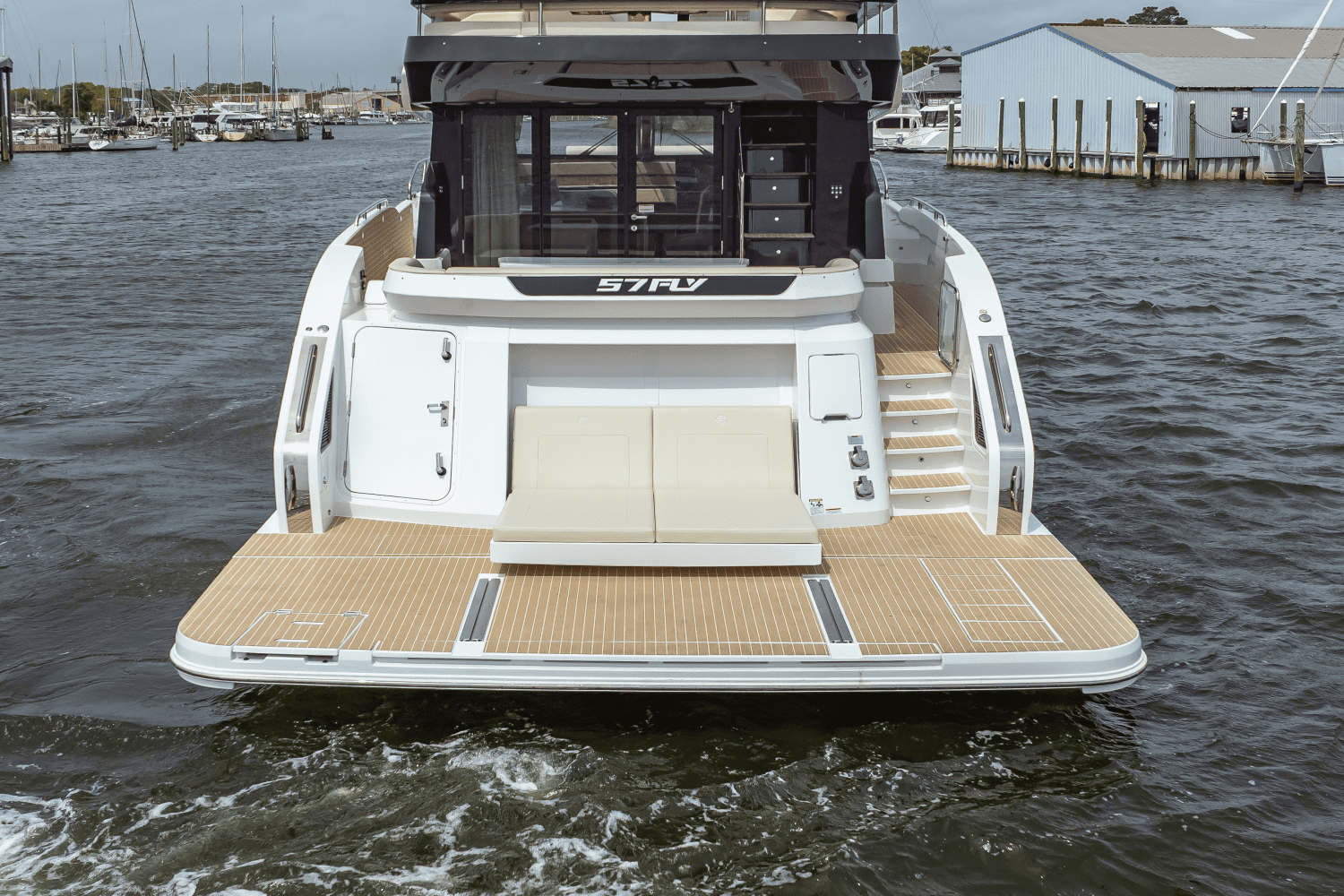 2025 Cruisers Yachts 57 Fly Image Thumbnail #4