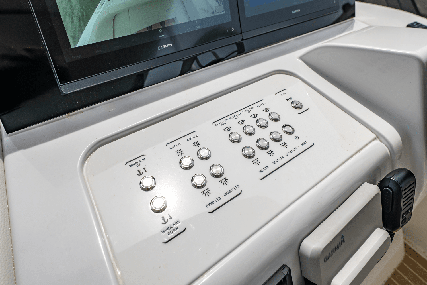 2025 Cruisers Yachts 57 Fly Image Thumbnail #81