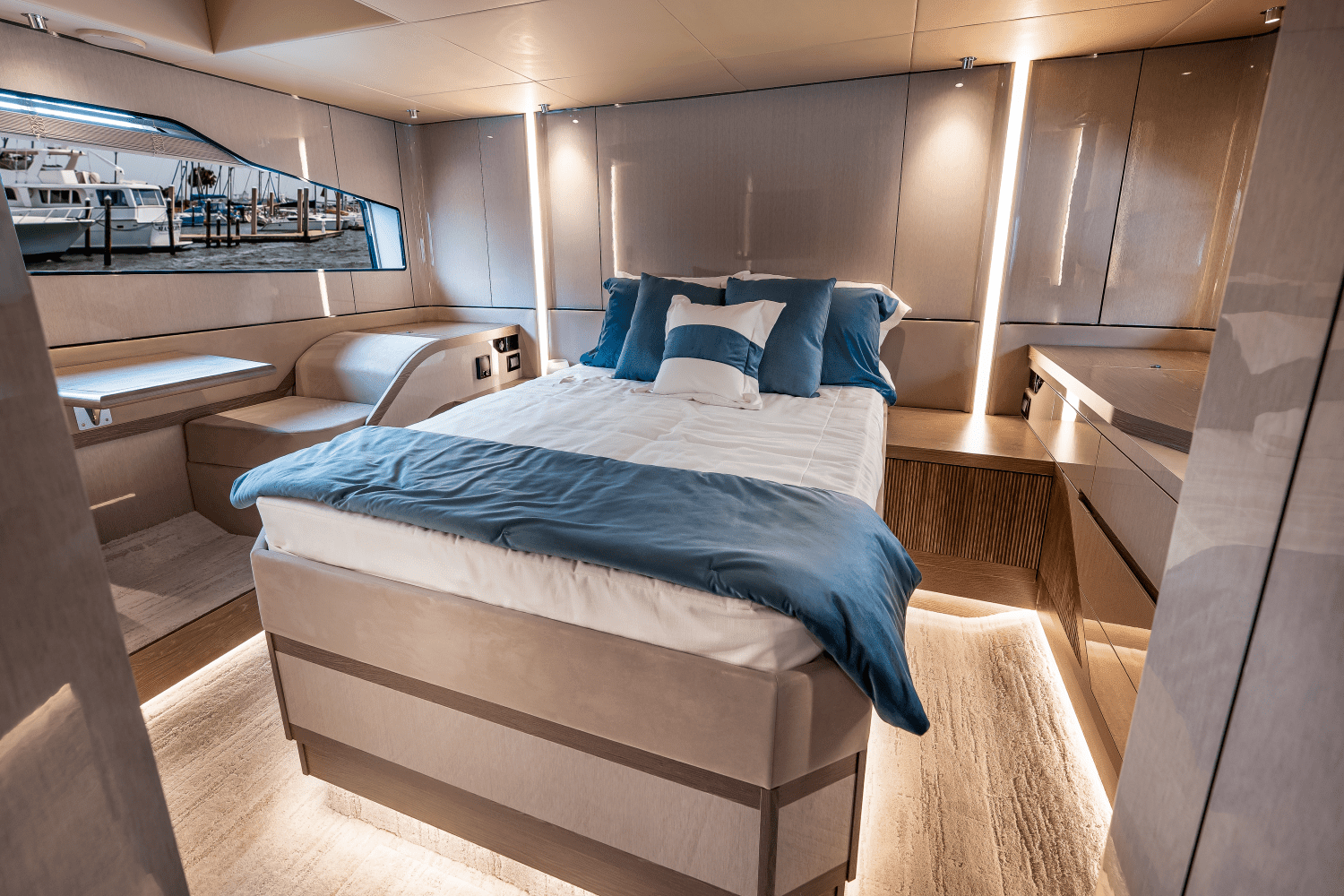 2025 Cruisers Yachts 57 Fly Image Thumbnail #65