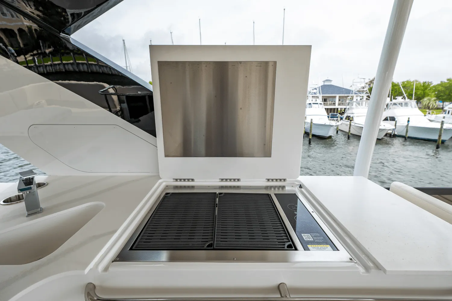 2025 Cruisers Yachts 57 Fly Image Thumbnail #74
