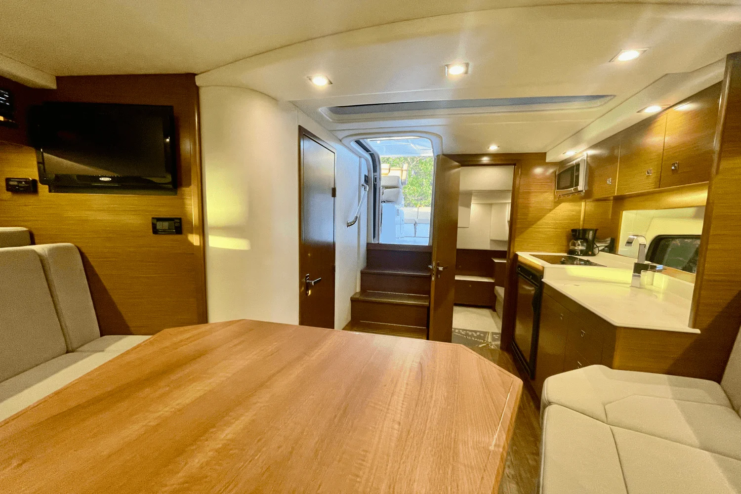 2016 Cruisers Yachts 390 EXPRESS COUPE - DIESEL Image Thumbnail #35