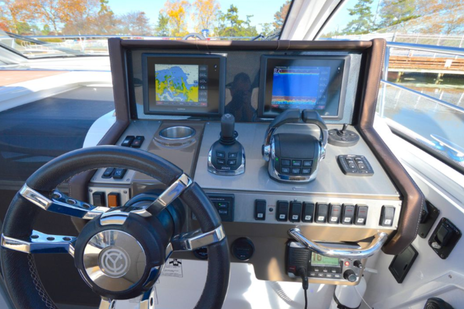 2016 Cruisers Yachts 390 EXPRESS COUPE - DIESEL Image Thumbnail #23