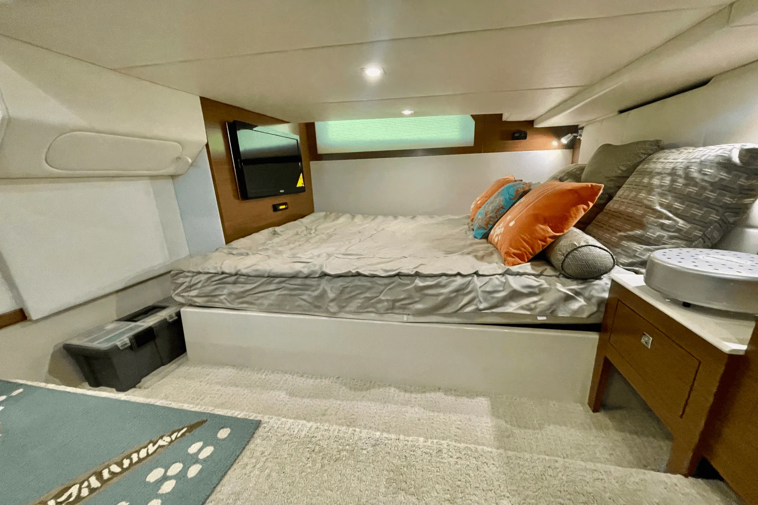 2016 Cruisers Yachts 390 EXPRESS COUPE - DIESEL Image Thumbnail #40