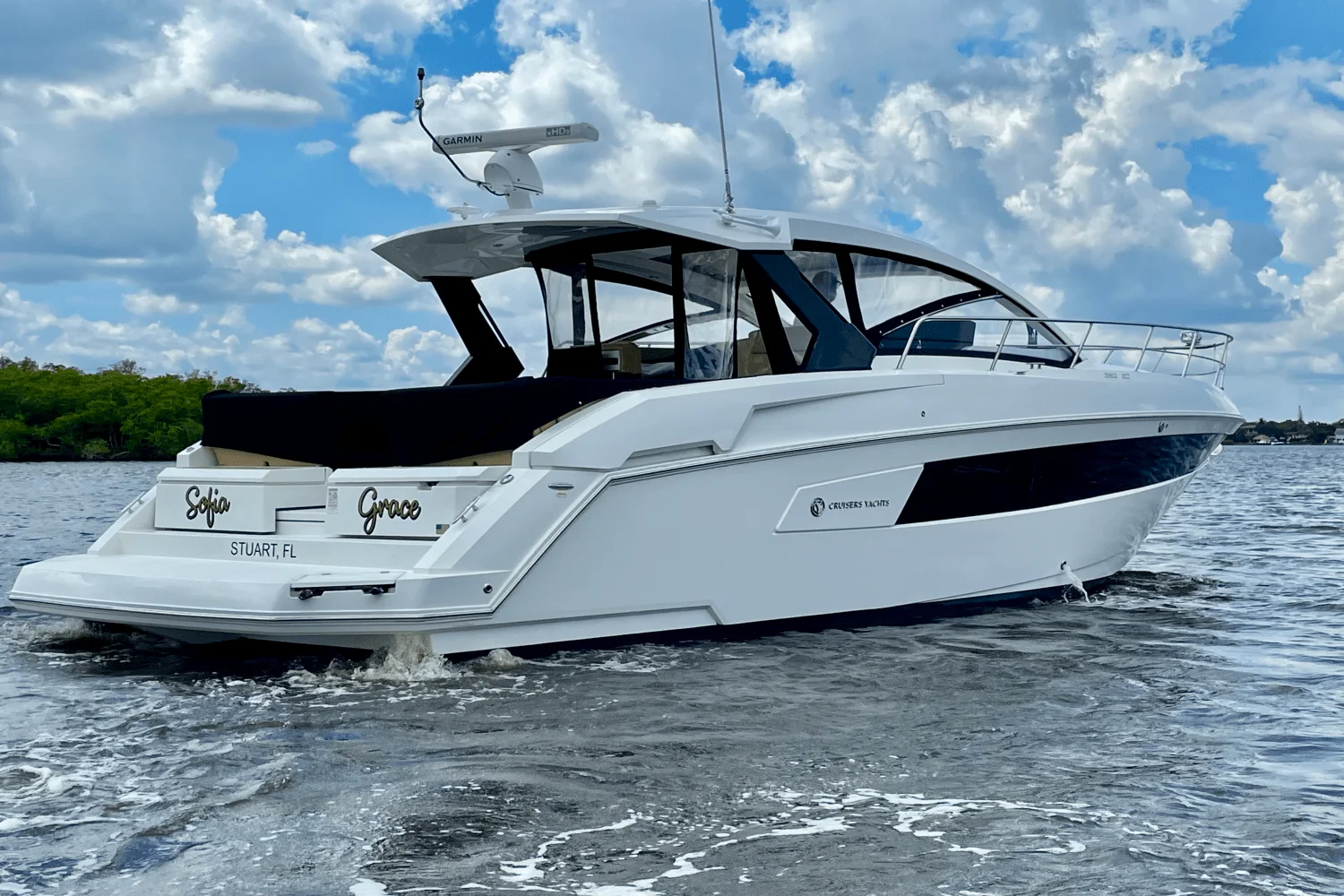 2016 Cruisers Yachts 390 EXPRESS COUPE - DIESEL Image Thumbnail #60