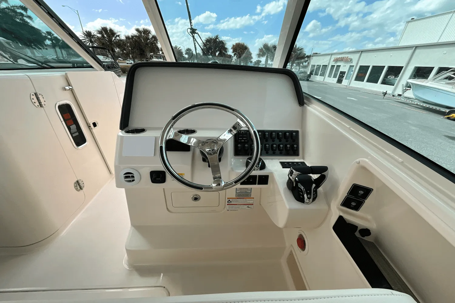 2025 Grady-White Freedom 325 Image Thumbnail #24