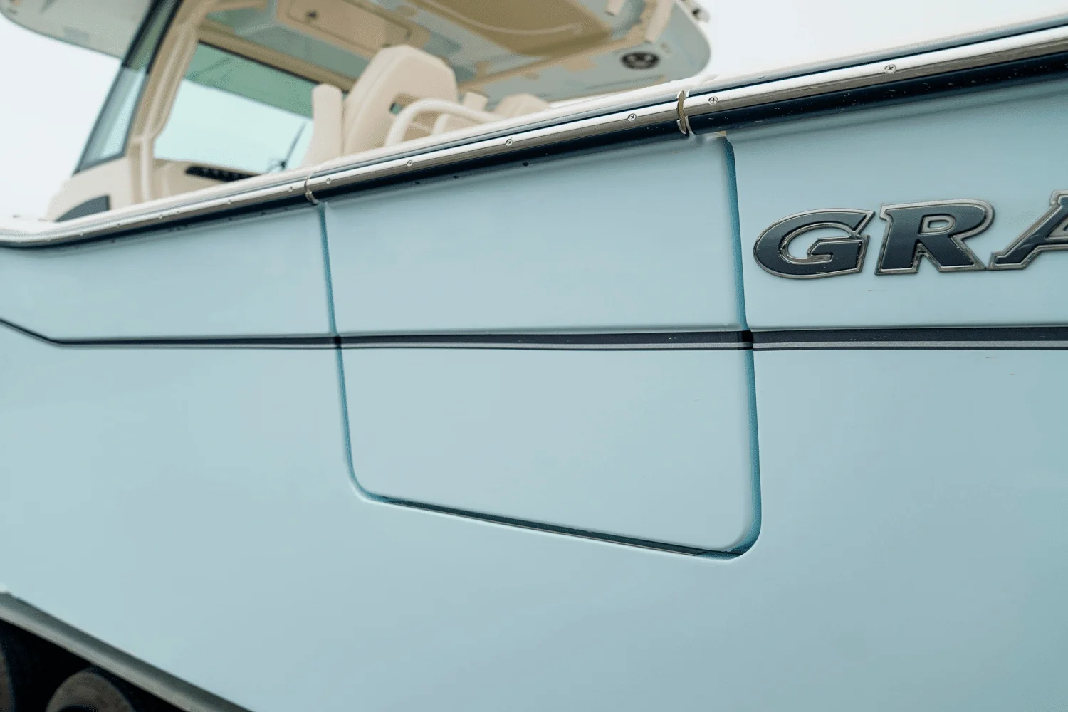 2025 Grady-White Canyon 326 Image Thumbnail #3