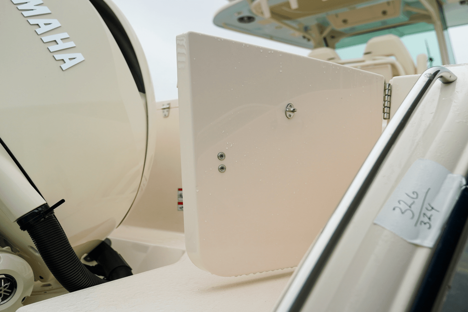 2025 Grady-White Canyon 326 Image Thumbnail #9