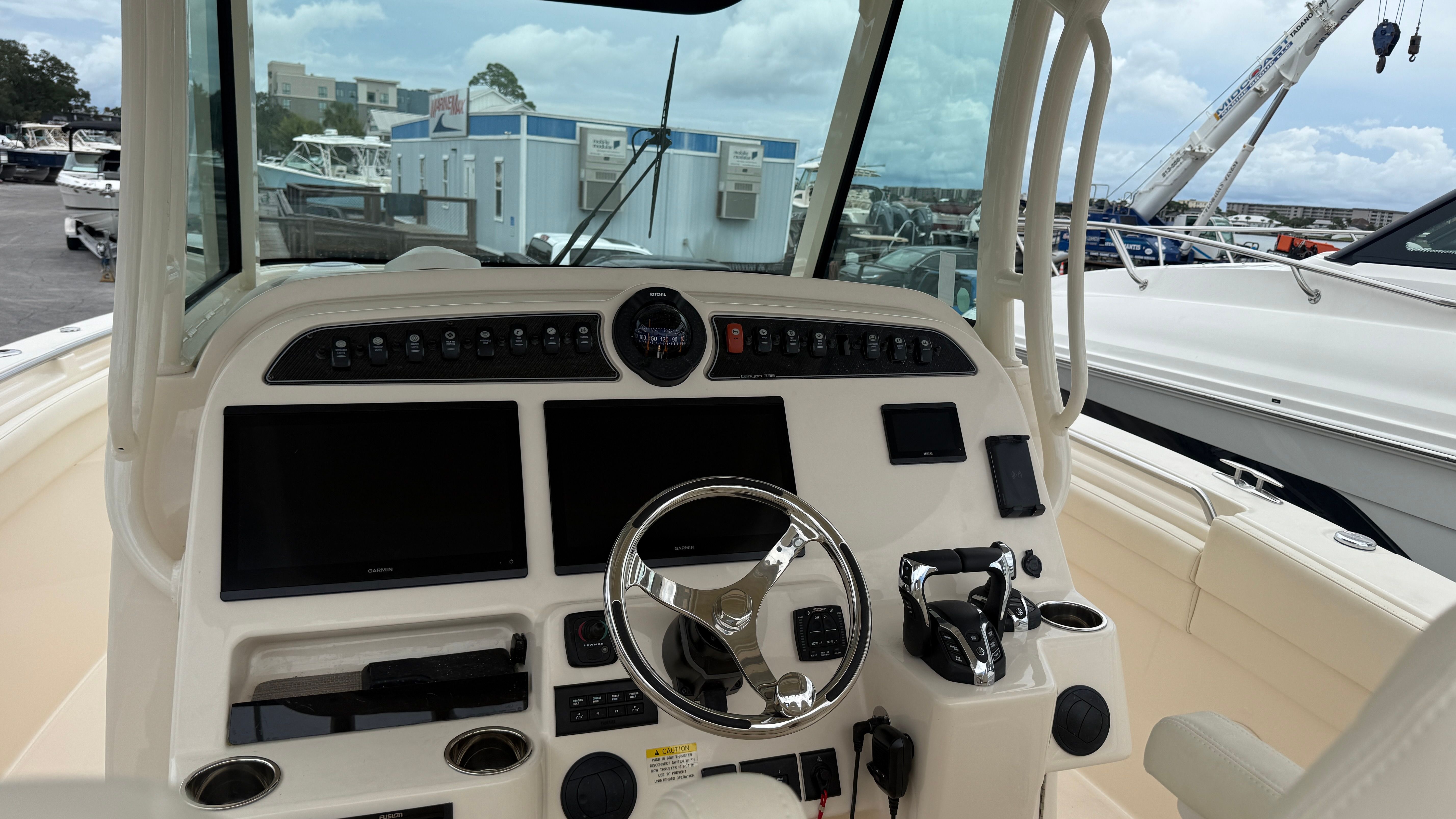 2025 Grady-White Canyon 336 Image Thumbnail #41