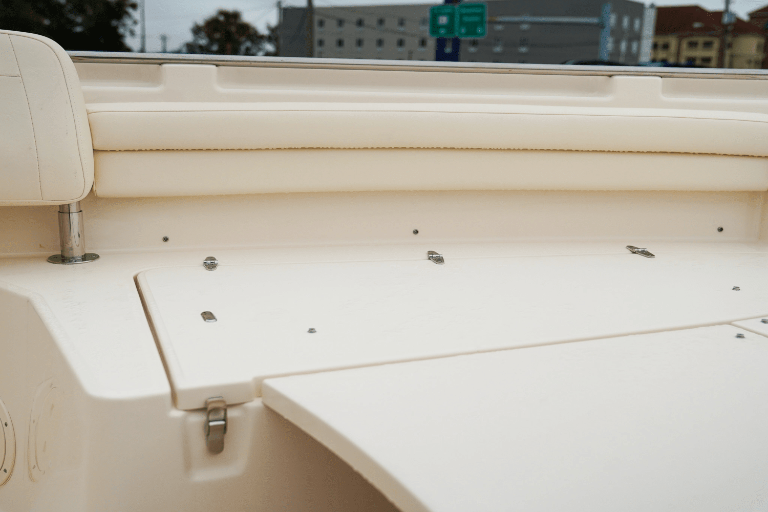 2025 Grady-White Canyon 336 Image Thumbnail #34