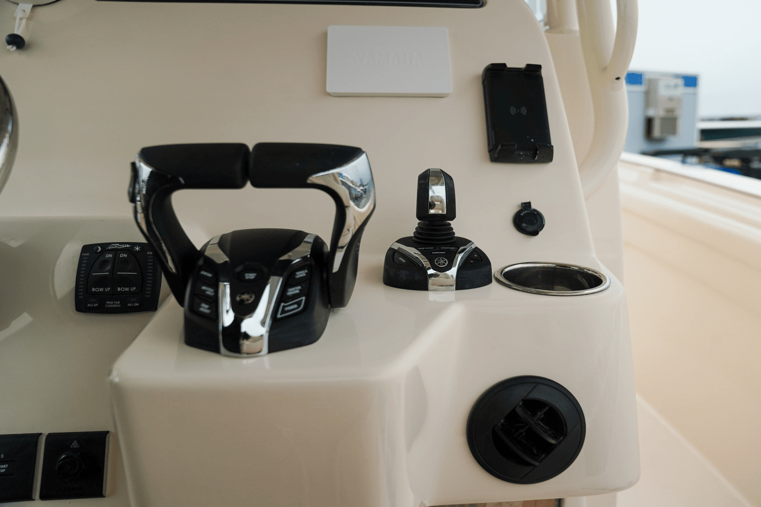 2025 Grady-White Canyon 336 Image Thumbnail #26