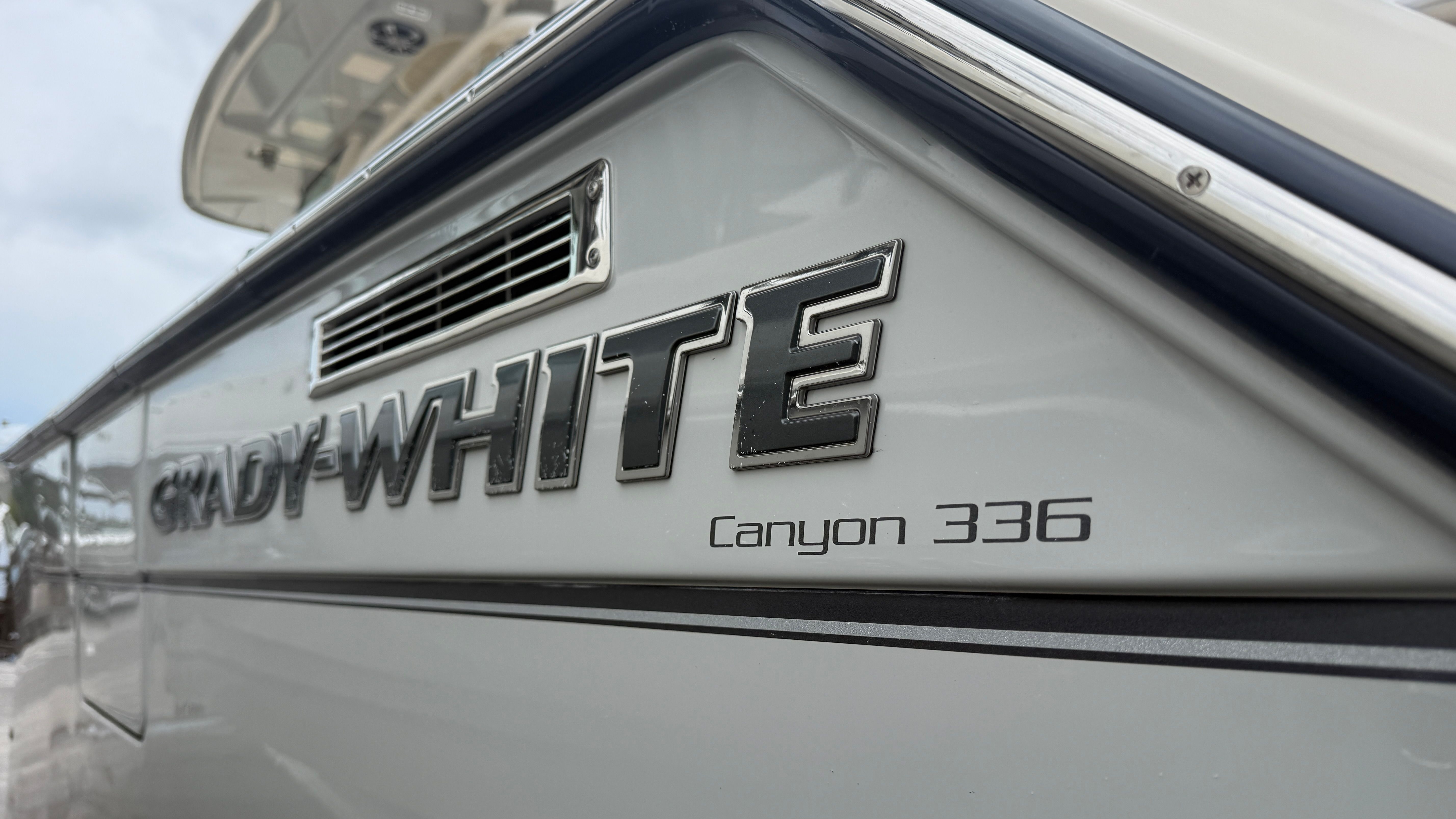 2025 Grady-White Canyon 336 Image Thumbnail #48