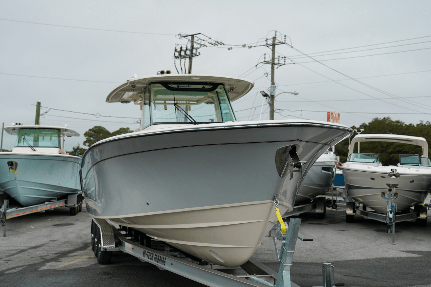 2025 Grady-White Canyon 336 Image Thumbnail #2