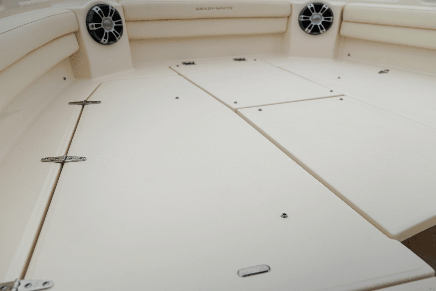 2025 Grady-White Canyon 336 Image Thumbnail #35