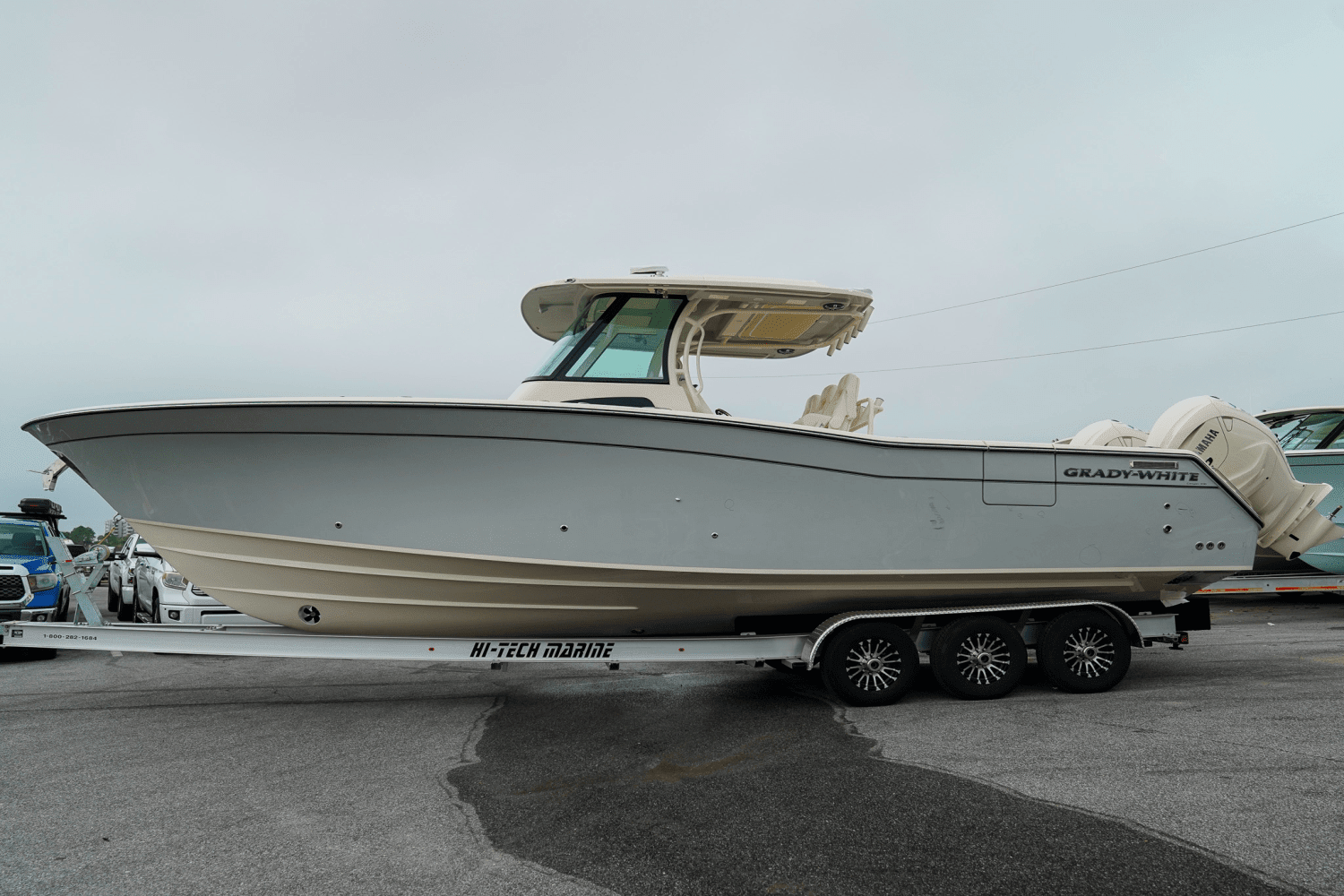 2025 Grady-White Canyon 336 Image Thumbnail #4