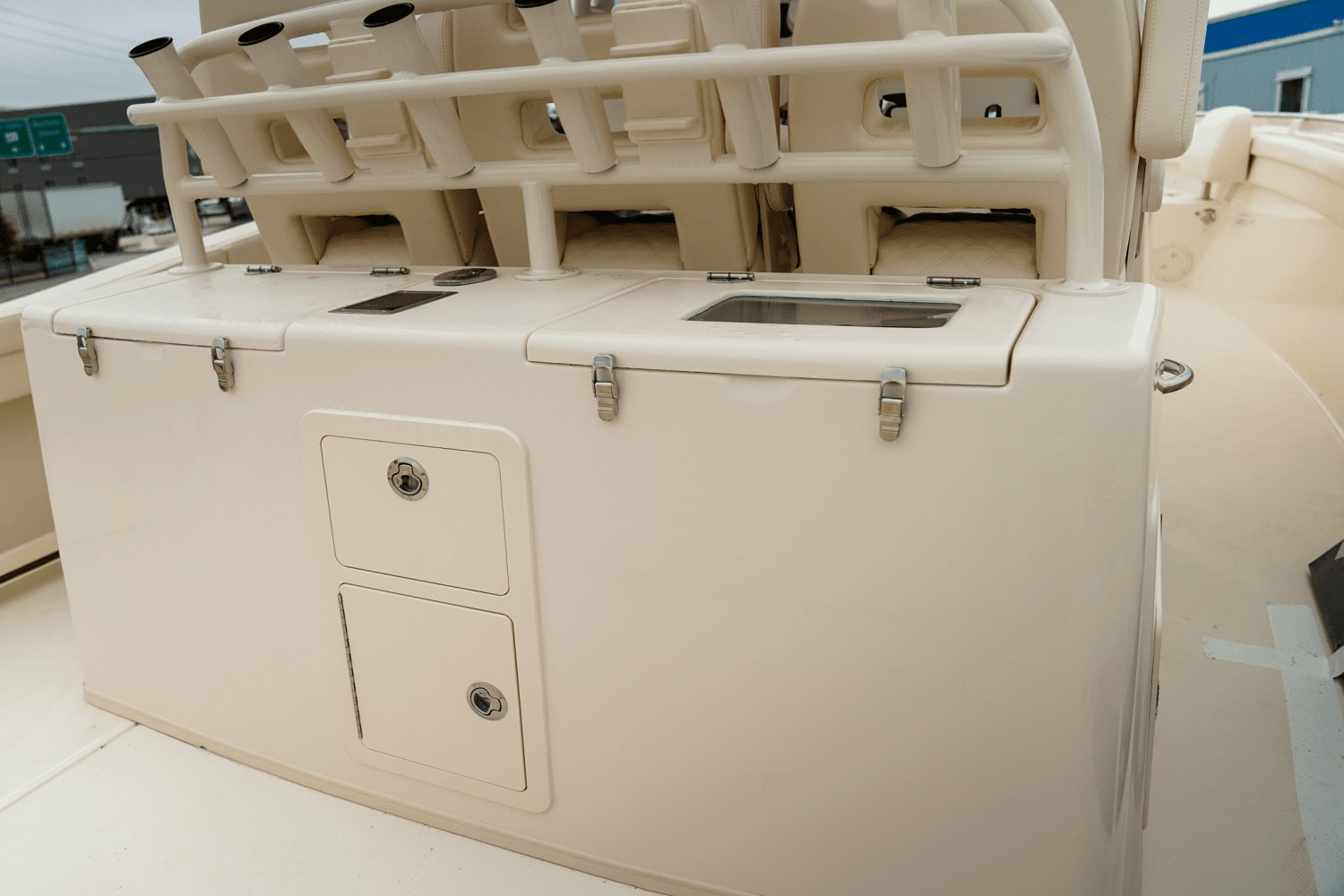 2025 Grady-White Canyon 336 Image Thumbnail #12