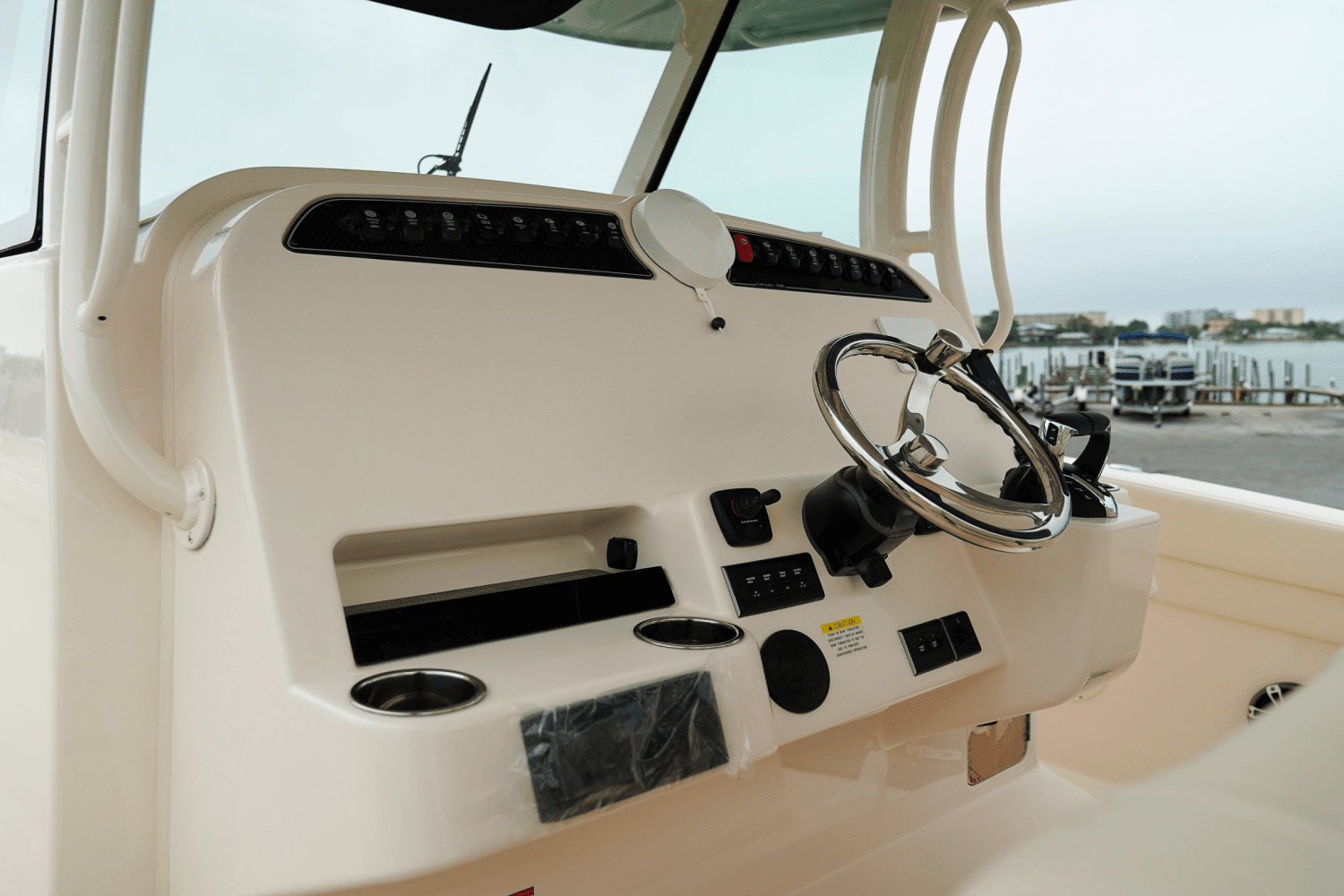 2025 Grady-White Canyon 336 Image Thumbnail #22