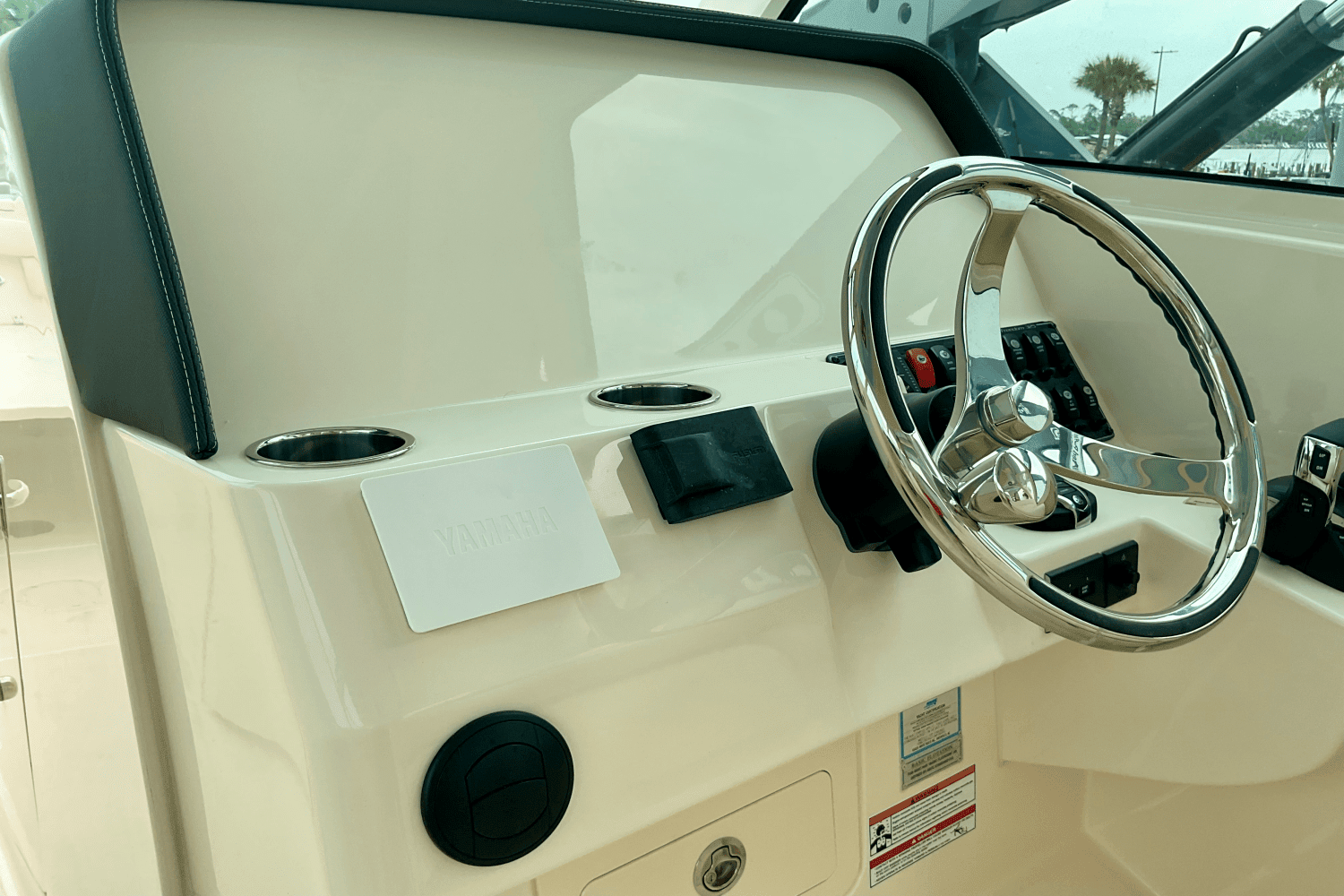 2025 Grady-White Freedom 325 Image Thumbnail #20