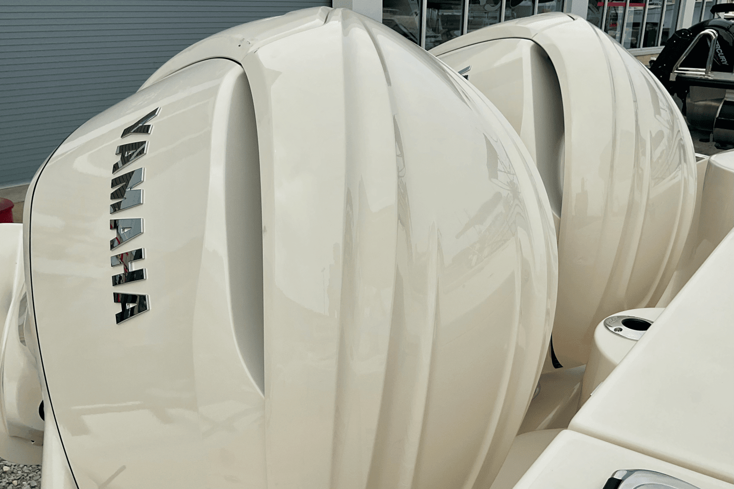 2025 Grady-White Freedom 325 Image Thumbnail #12