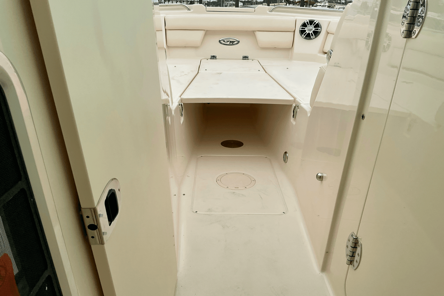 2025 Grady-White Freedom 325 Image Thumbnail #25