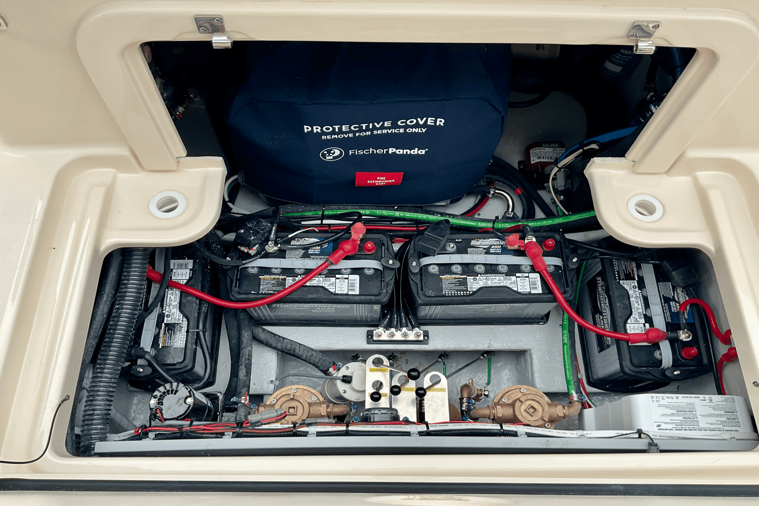 2025 Grady-White Freedom 325 Image Thumbnail #36