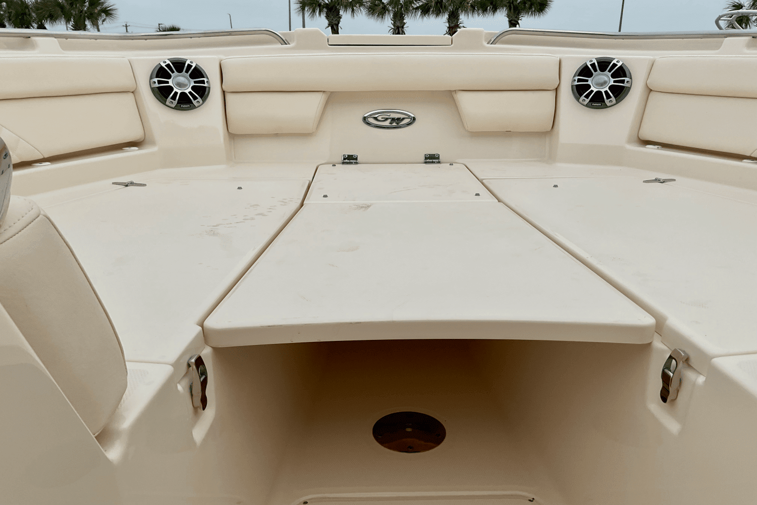 2025 Grady-White Freedom 325 Image Thumbnail #29