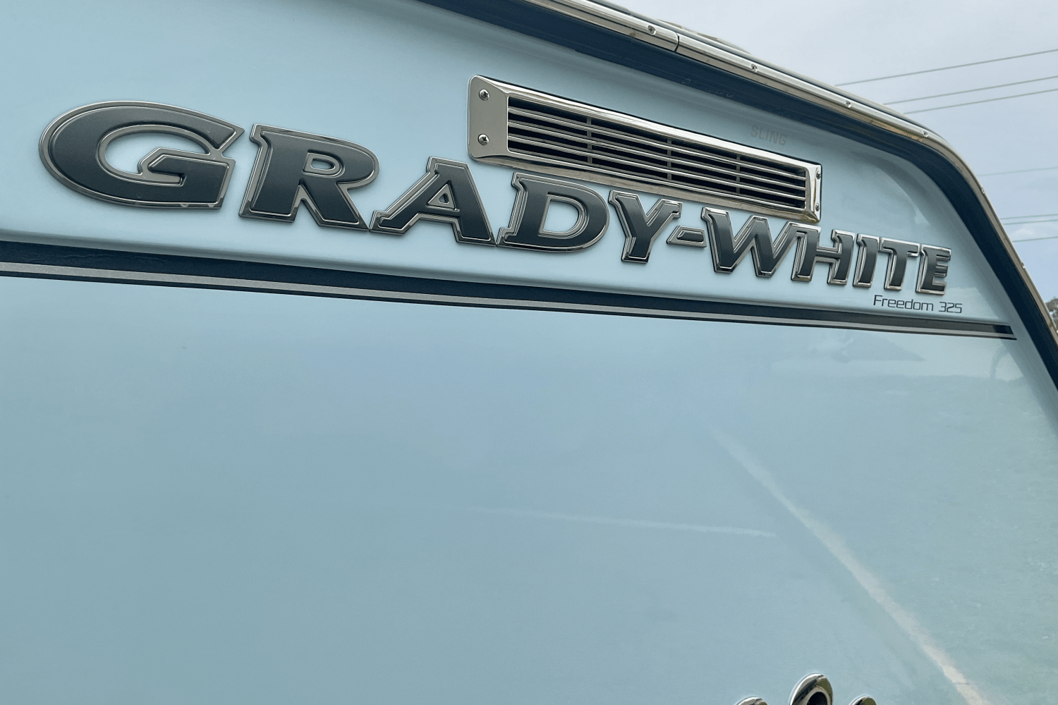 2025 Grady-White Freedom 325 Image Thumbnail #1