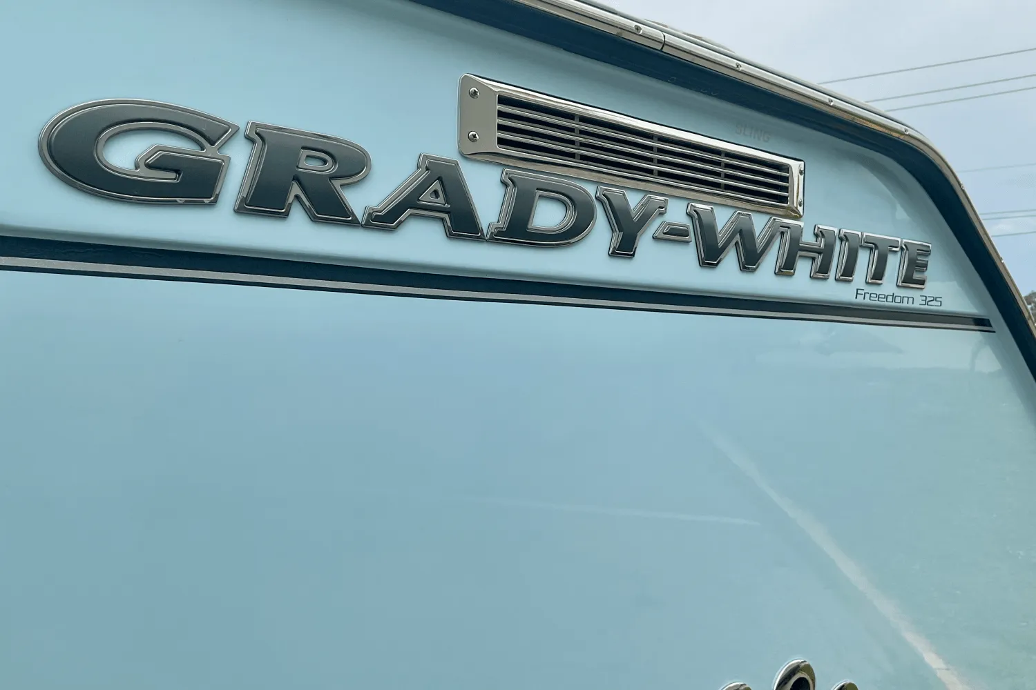 2025 Grady-White Freedom 325 Image Thumbnail #1
