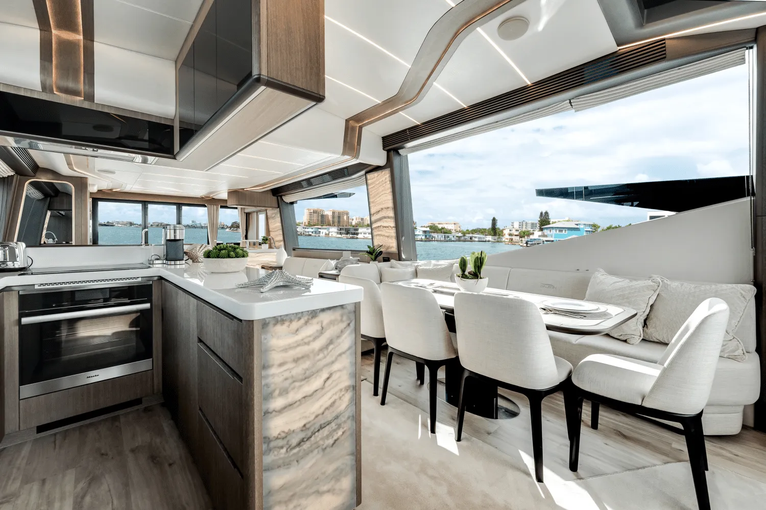 2023 Galeon 800 FLY Image Thumbnail #30