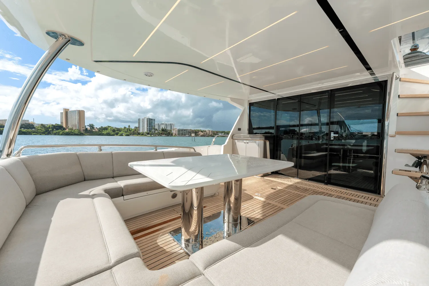 2023 Galeon 800 FLY Image Thumbnail #10