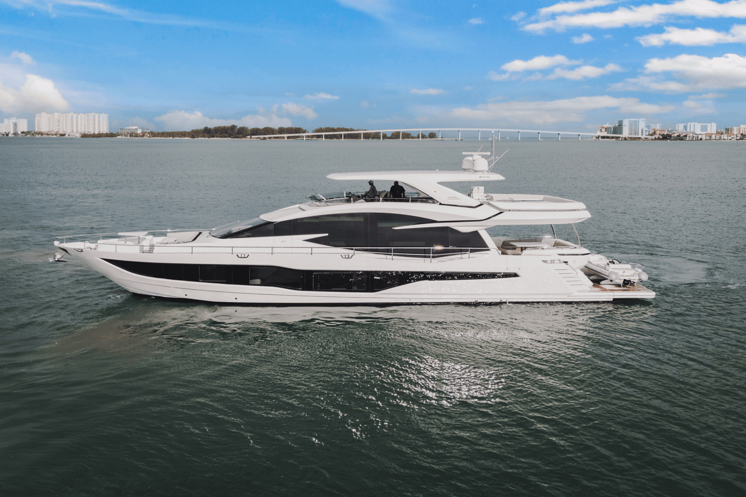 Thumbnail 4 for 2023 Galeon 800 FLY