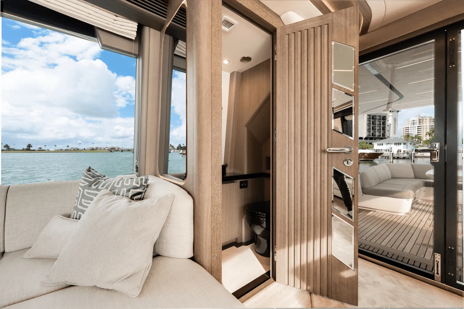 2023 Galeon 800 FLY Image Thumbnail #18