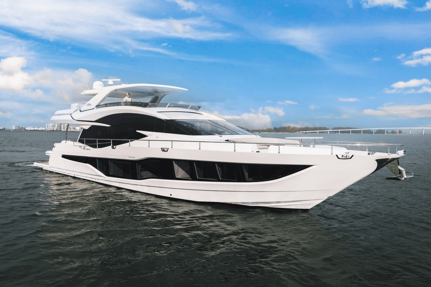 2023 Galeon 800 FLY