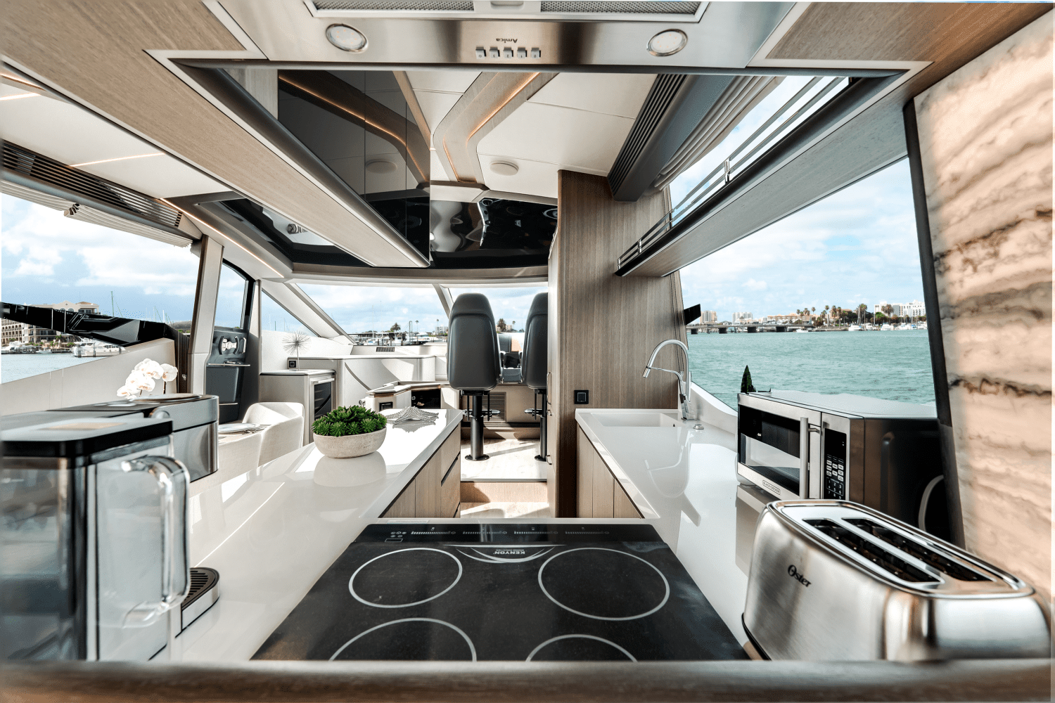 2023 Galeon 800 FLY Image Thumbnail #32