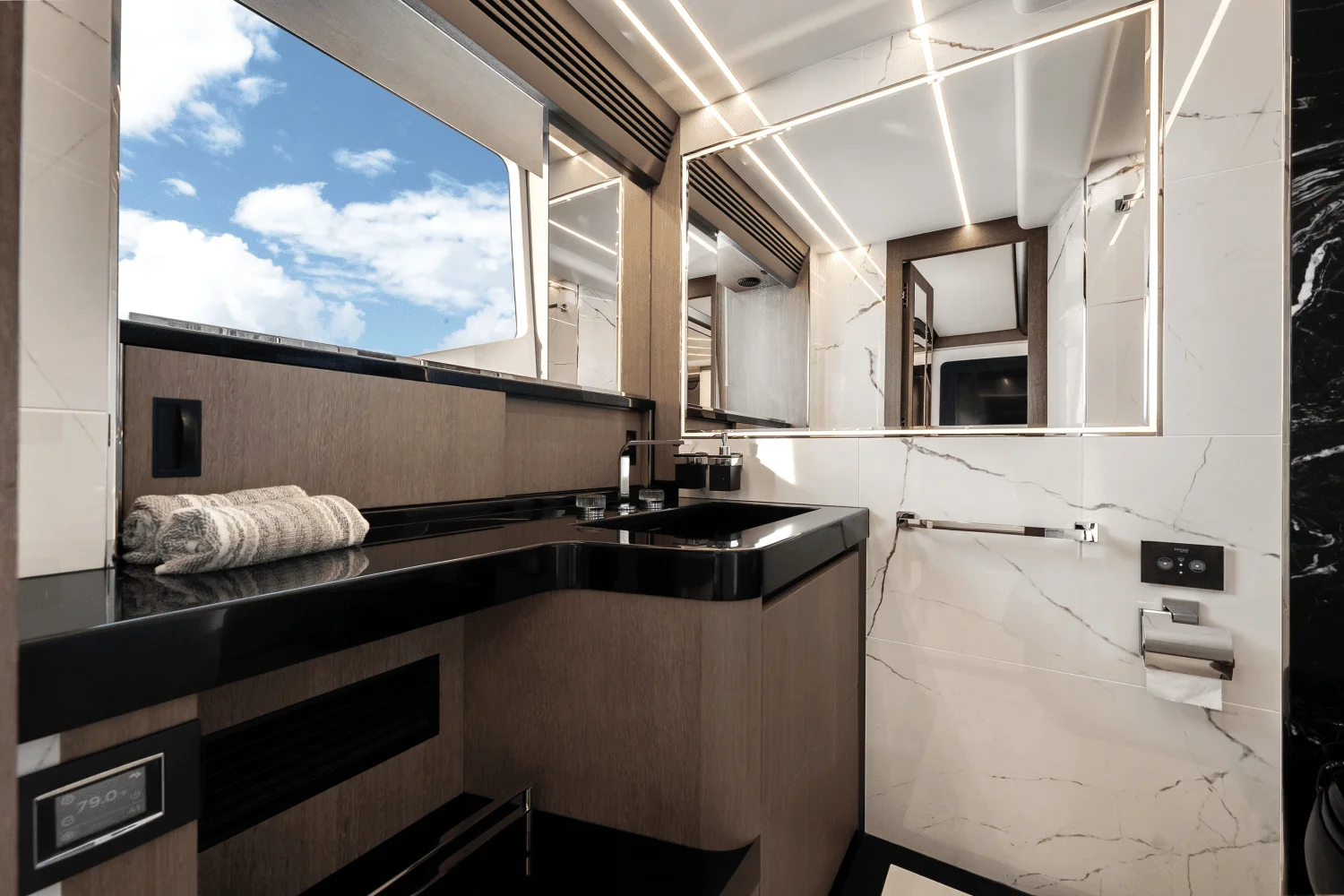 2023 Galeon 800 FLY Image Thumbnail #60