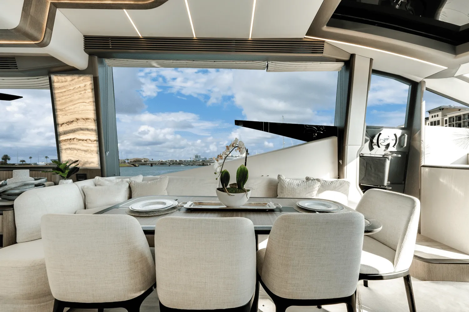 2023 Galeon 800 FLY Image Thumbnail #28