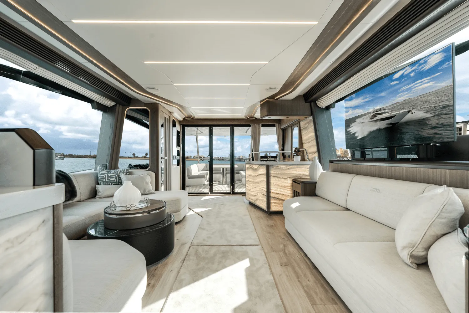 2023 Galeon 800 FLY Image Thumbnail #15