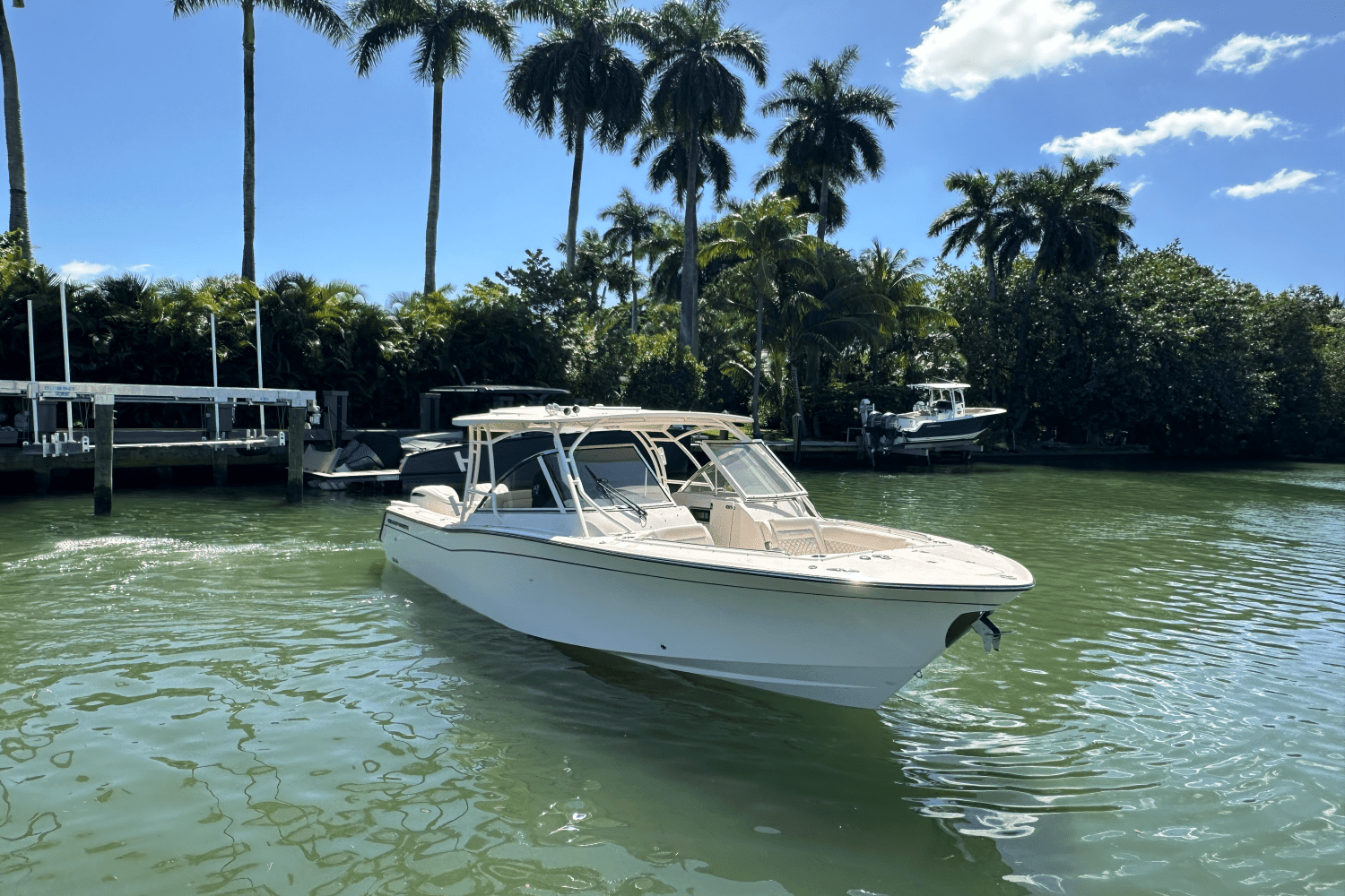 2025 Grady-White Freedom 307 Image Thumbnail #9