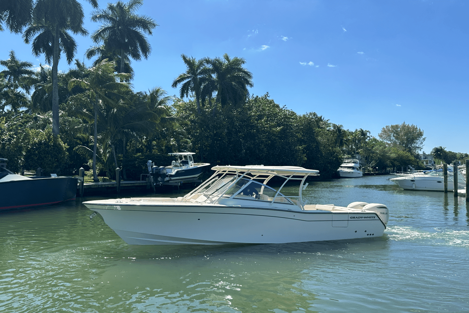 2025 Grady-White Freedom 307 Image Thumbnail #1