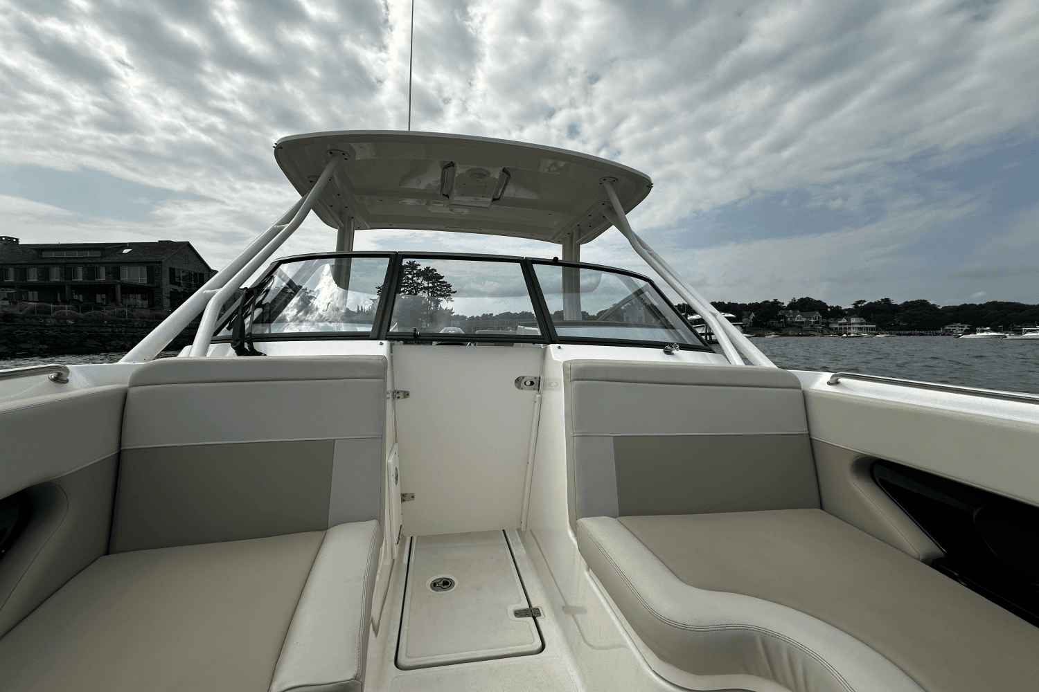 2021 Boston Whaler 240 VANTAGE Image Thumbnail #24