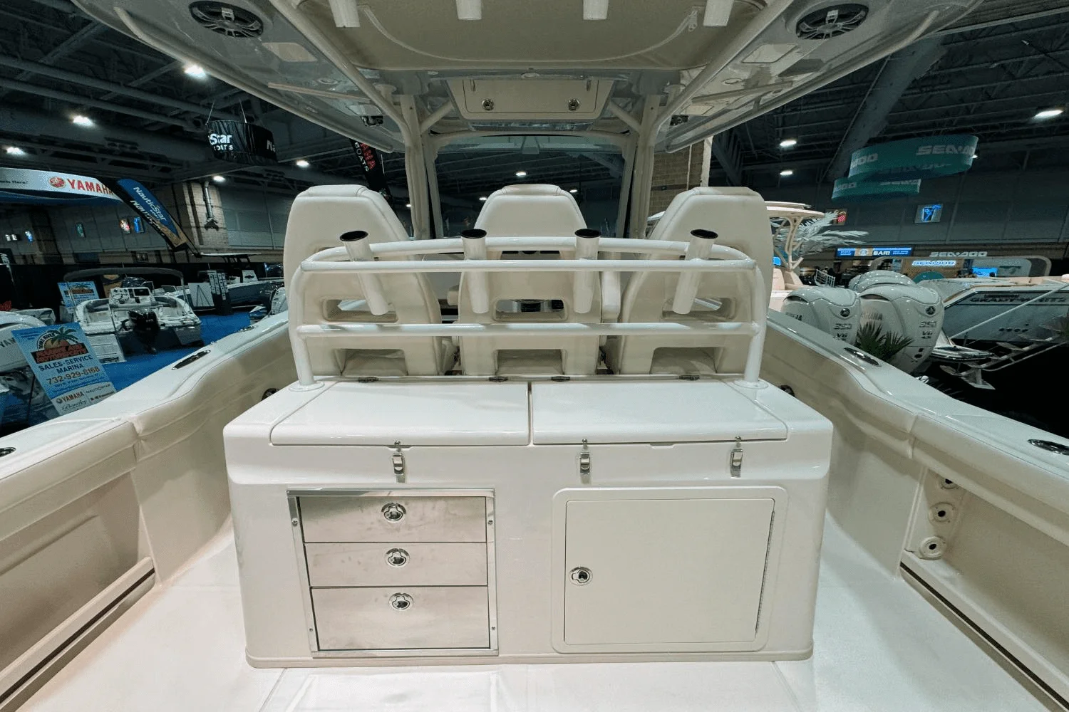 2025 Grady-White Canyon 326 Image Thumbnail #10