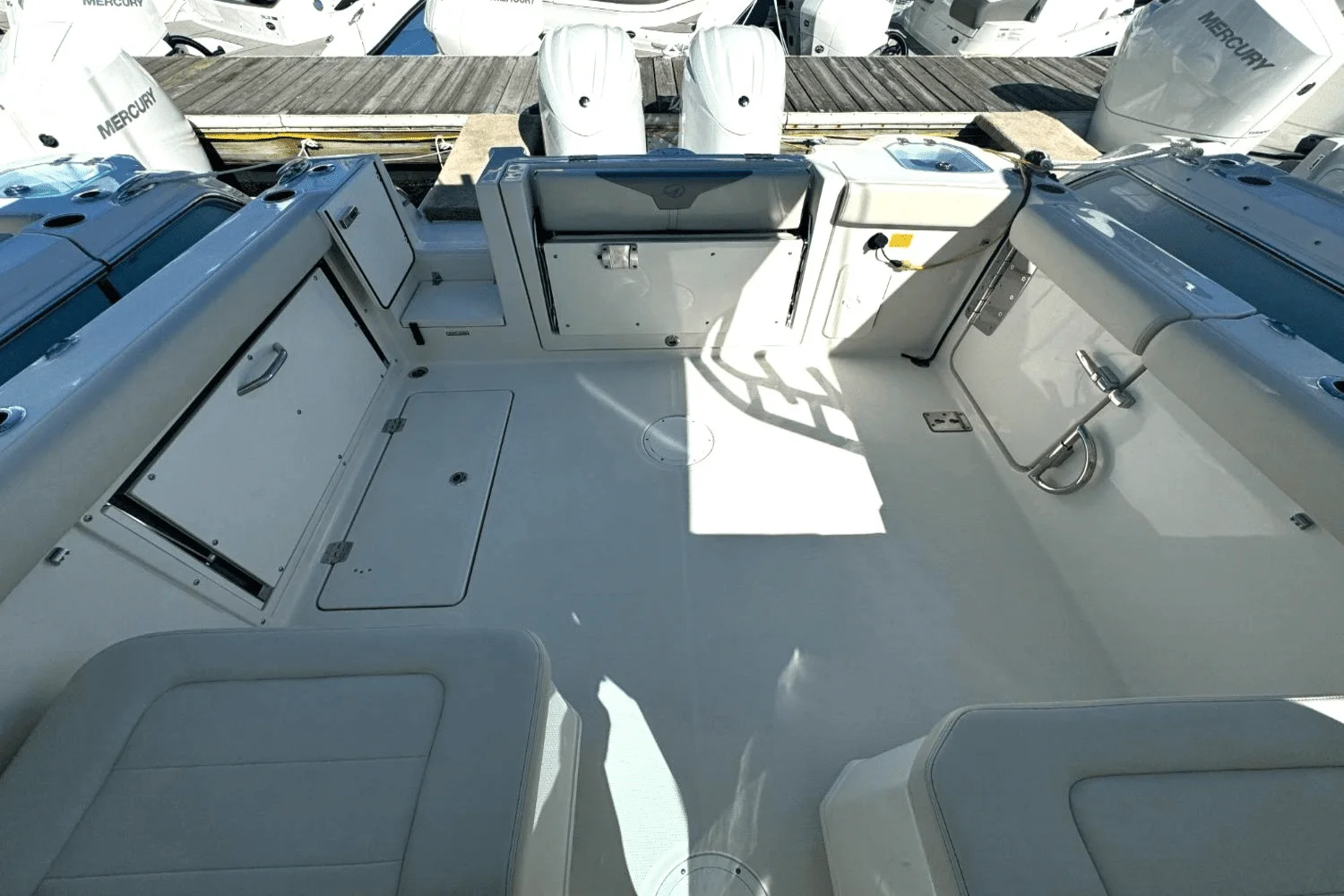 2025 Sailfish 276 DC Image Thumbnail #3