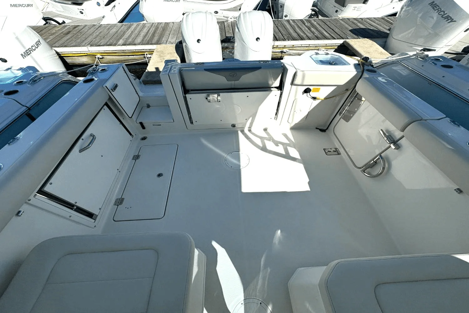 2025 Sailfish 276 DC Image Thumbnail #4