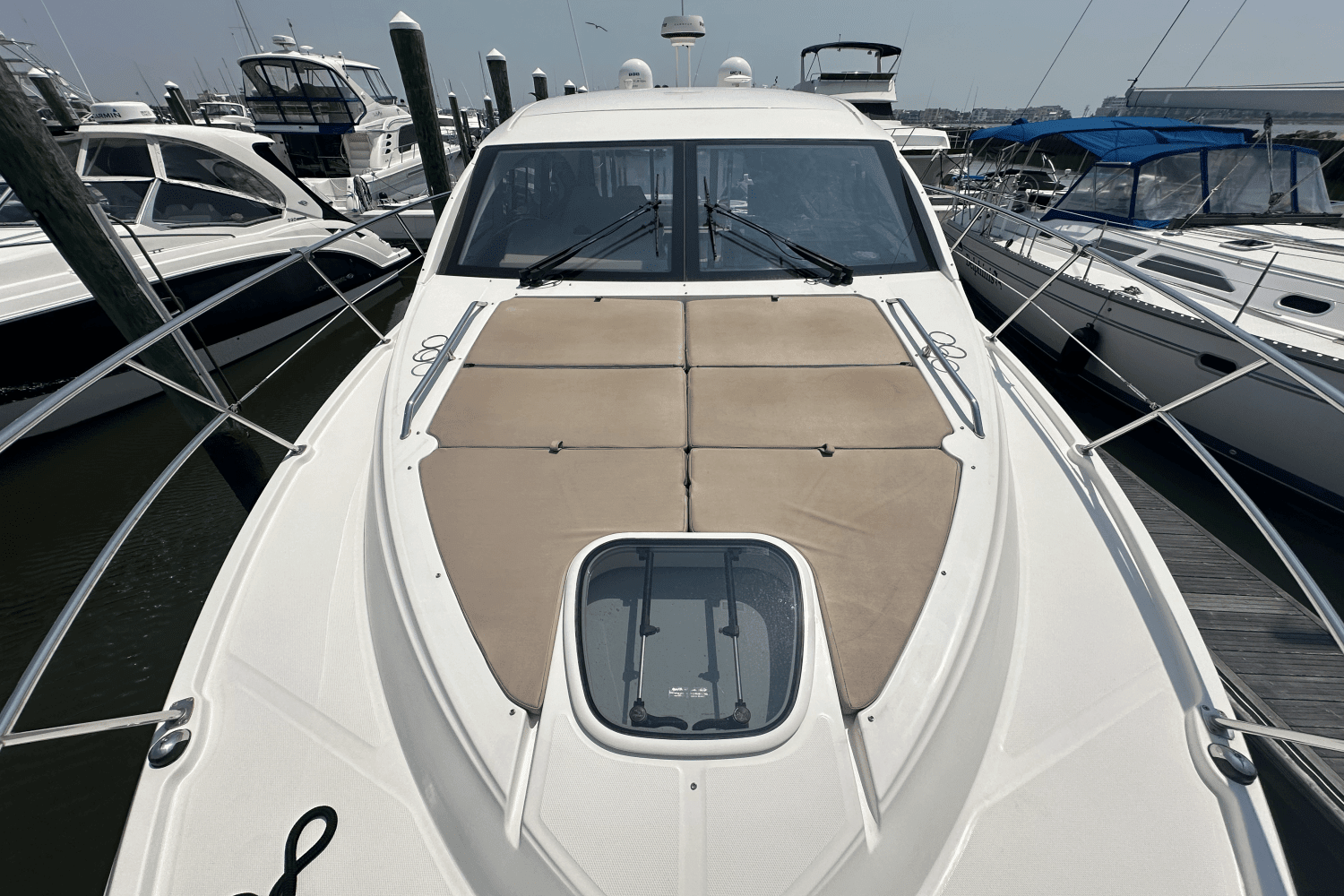 2018 Sea Ray 400 SUNDANCER Image Thumbnail #40