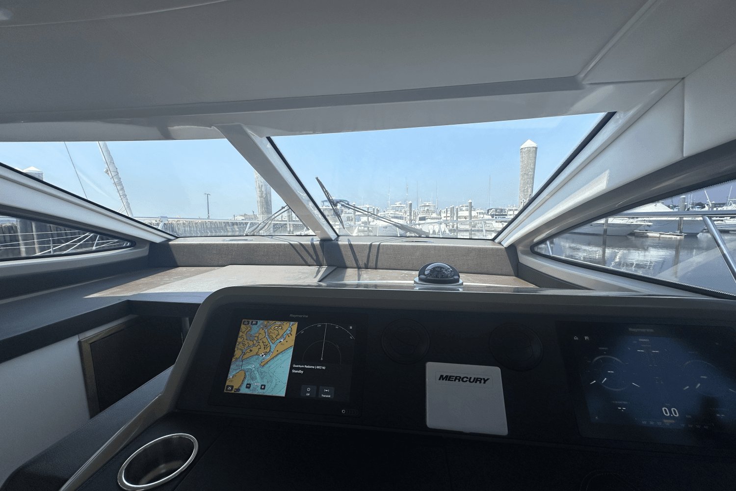 2018 Sea Ray 400 SUNDANCER Image Thumbnail #21