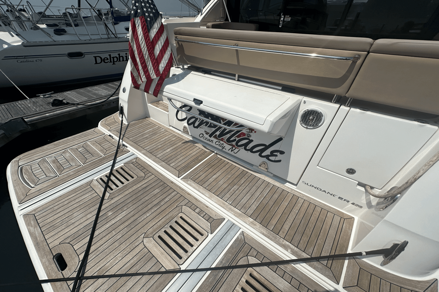 2018 Sea Ray 400 SUNDANCER Image Thumbnail #5