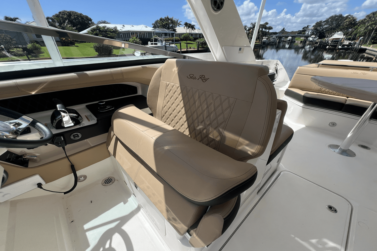 2022 Sea Ray 310 SLX OB Image Thumbnail #26