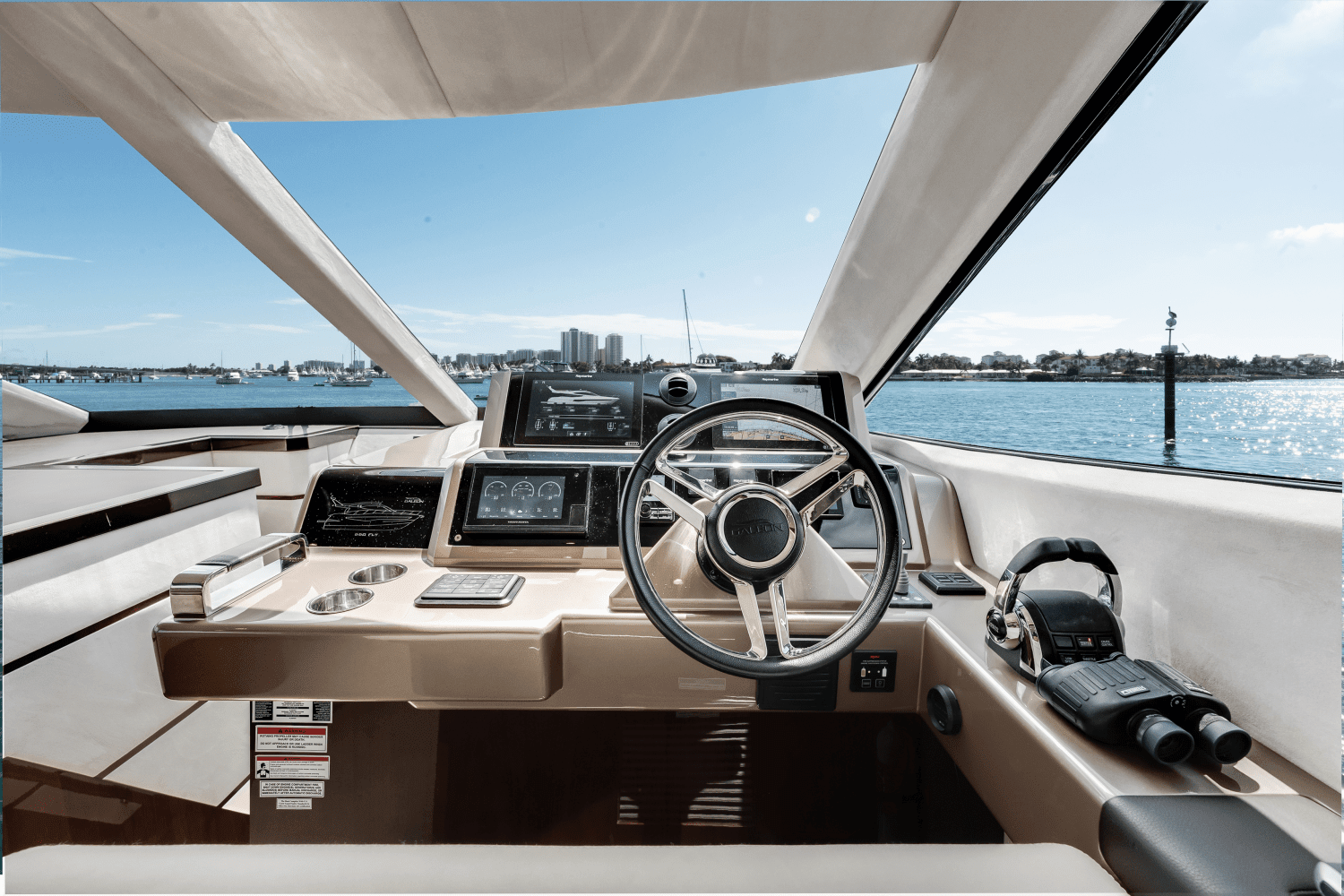 2020 Galeon
                                                             550 FLY Image Thumbnail #26