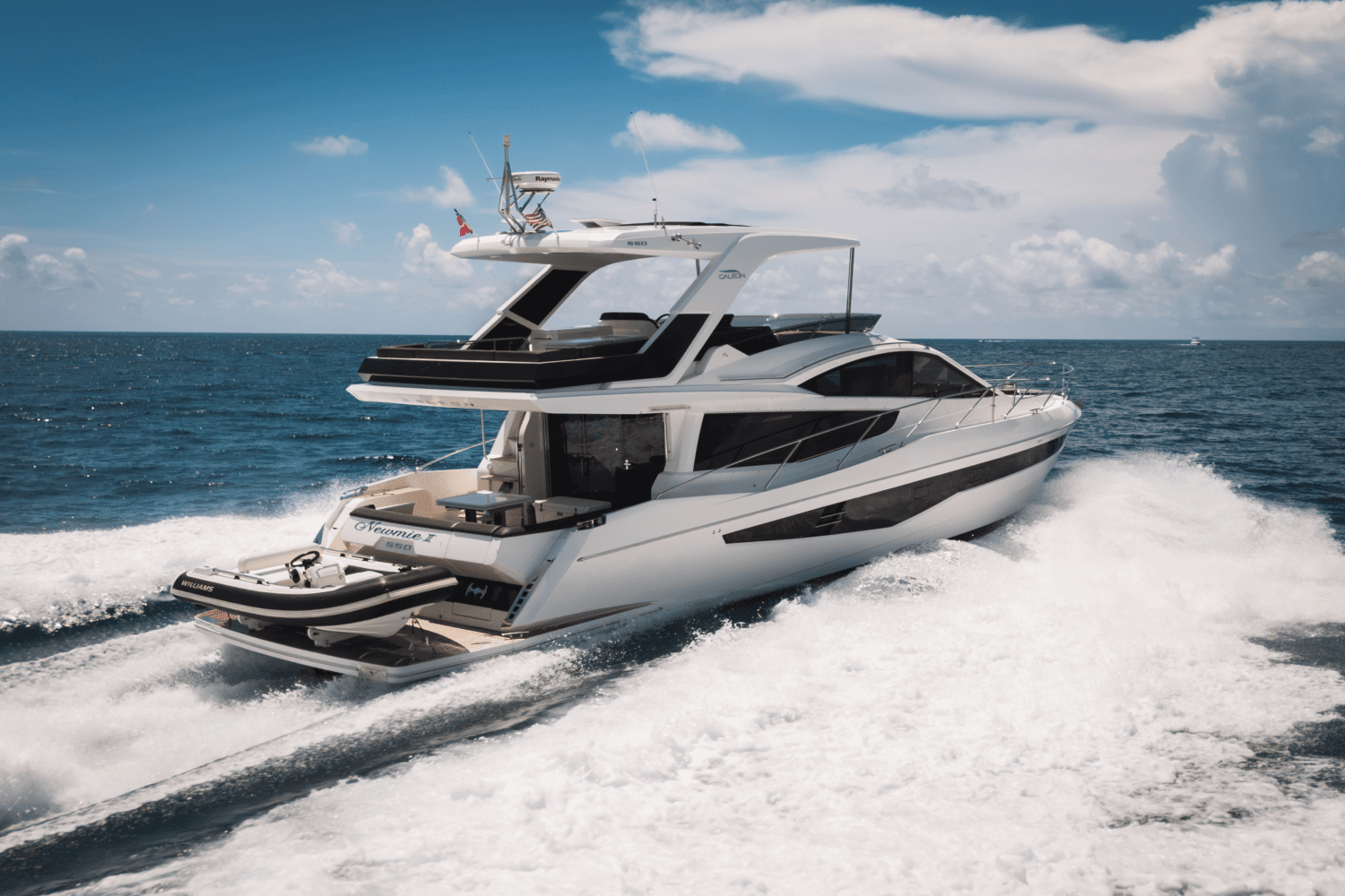 2020 Galeon
                                                             550 FLY Image Thumbnail #48